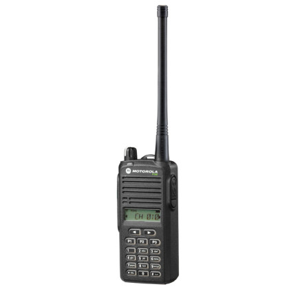 Motorola P 185 VHF, přenosná vysílačka (radiostanice) pro profesionální použití