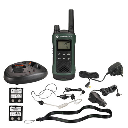 Motorola TLKR T81 Hunter Pack - obsah dodávaného balení vysílačky