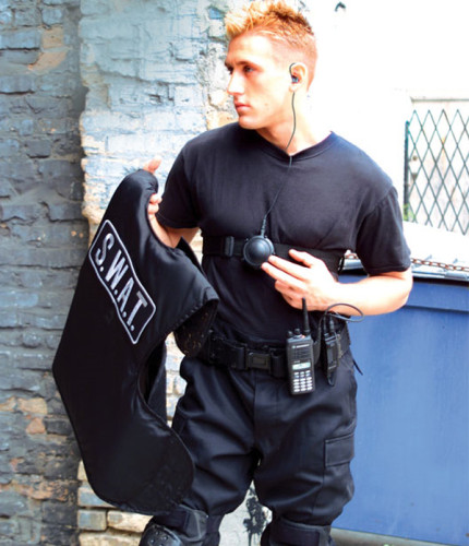 0180300E83 Externí PTT pro VoiceDucer pro radiostanice Motorola v akci