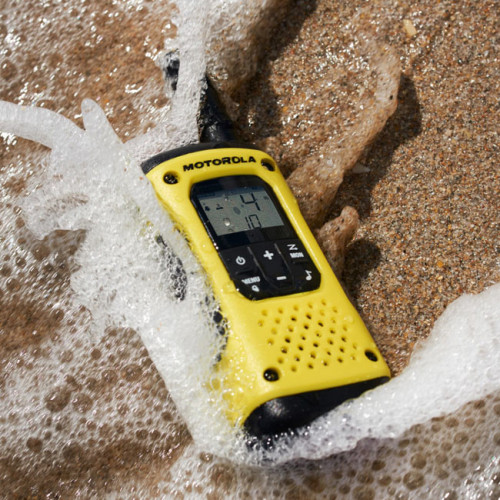 Motorola TLKR T92 H20 PMR446 má IP67 krytí, je vhodná pro volný časi u vody