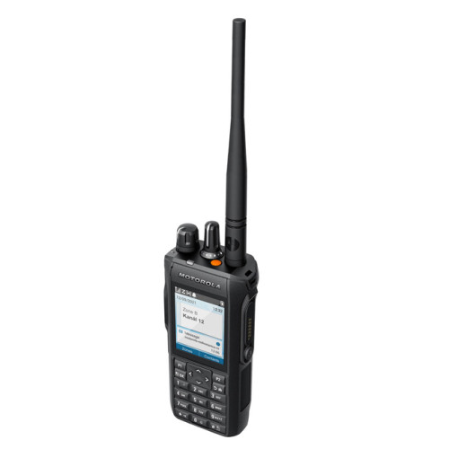 vysílačka Motorola MOTOTRBO™ R7 FKP Capable VHF, BT, WiFi, GNSS s širokopásmovou VHF anténou